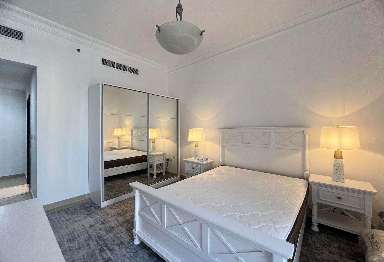Investor Opportunity Furnished 2BR The Pearl-QATAR thumbnail 14