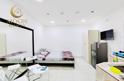 Apartment - Studio - 1 Bathroom for rent in Umm Ghuwailina 4 - Umm Ghuwailina - Doha Apartment - Studio - 1 Bathroom for rent in Umm Ghuwailina 4 - Umm Ghuwailina - Doha