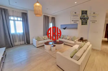 Apartment - 4 Bedrooms - 5 Bathrooms for rent in Tadmur Street - Old Airport Road - Doha