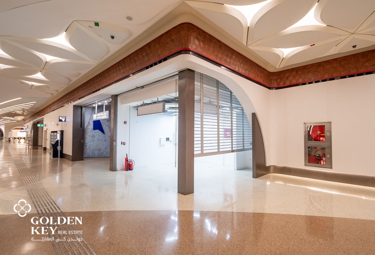 Accessible Retail Shop within Airport Metro