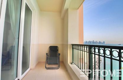 Apartment - 2 Bedrooms - 2 Bathrooms for rent in Viva West - Viva Bahriyah - The Pearl Island - Doha