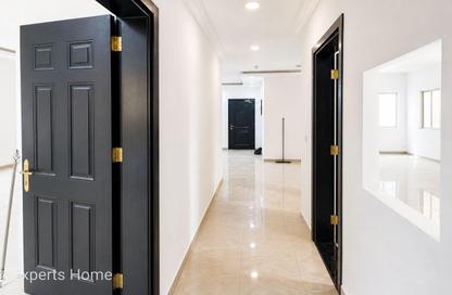 Apartment - 2 - 1 for rent in Al Nasr Street - Al Nasr - Doha