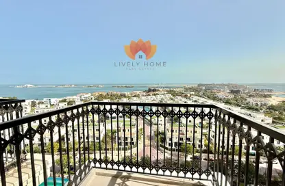 Apartment - 2 Bedrooms - 4 Bathrooms for sale in Floresta Gardens - Floresta Gardens - The Pearl Island - Doha