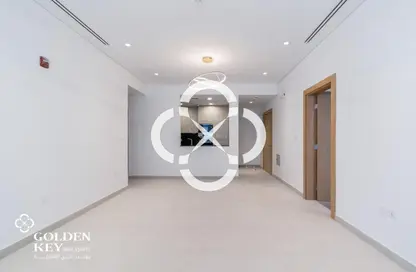 Apartment - 1 Bedroom - 2 Bathrooms for rent in Floresta Gardens - Floresta Gardens - The Pearl Island - Doha