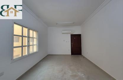 Apartment - 3 Bedrooms - 2 Bathrooms for rent in Al Muntazah Street - Al Muntazah - Doha