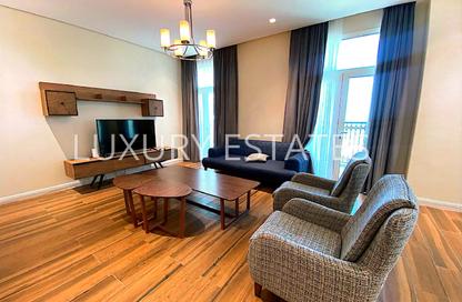 Apartment - 2 Bedrooms - 3 Bathrooms for rent in Floresta Gardens - Floresta Gardens - The Pearl Island - Doha Apartment - 2 Bedrooms - 3 Bathrooms for rent in Floresta Gardens - Floresta Gardens - The Pearl Island - Doha
