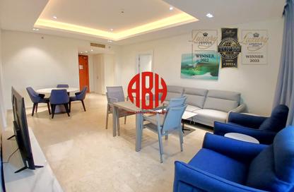 Apartment - 2 Bedrooms - 3 Bathrooms for rent in Marina Tower 23 - Marina District - Lusail