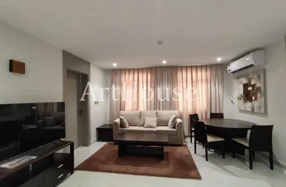 Apartment - 1 Bedroom - 2 Bathrooms for rent in Al Mansoura - Al Mansoura - Doha