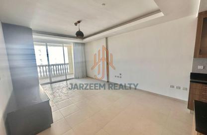 Apartment - Studio - 1 Bathroom for rent in Viva West - Viva Bahriyah - The Pearl Island - Doha