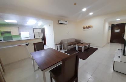 Apartment - 1 Bedroom - 1 Bathroom for rent in Umm Ghuwailina 4 - Umm Ghuwailina - Doha