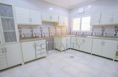 مجمع سكني - 6 غرف نوم - 5 حمامات للايجار في الخريطيات - الخريطيات - الخريطيات - أم صلال محمد