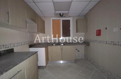 Apartment - 3 Bedrooms - 3 Bathrooms for rent in Al Sadd - Al Sadd - Doha