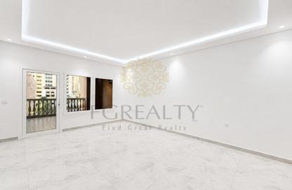 Apartment - 2 Bedrooms - 3 Bathrooms for rent in West Porto Drive - Porto Arabia - The Pearl Island - Doha
