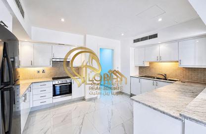 Townhouse - 2 Bedrooms - 4 Bathrooms for rent in Carnaval - Qanat Quartier - The Pearl Island - Doha