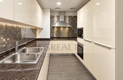 Apartment - 1 - 2 for rent in West Porto Drive - Porto Arabia - The Pearl Island - Doha Apartment - 1 - 2 for rent in West Porto Drive - Porto Arabia - The Pearl Island - Doha