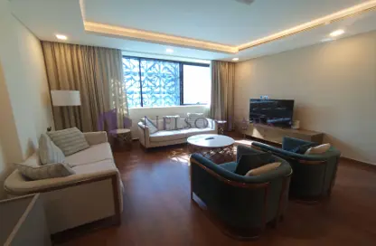 Apartment - 1 Bedroom - 2 Bathrooms for rent in East Porto Drive - Porto Arabia - The Pearl Island - Doha