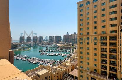 Apartment - 2 Bedrooms - 3 Bathrooms for rent in West Porto Drive - Porto Arabia - The Pearl Island - Doha