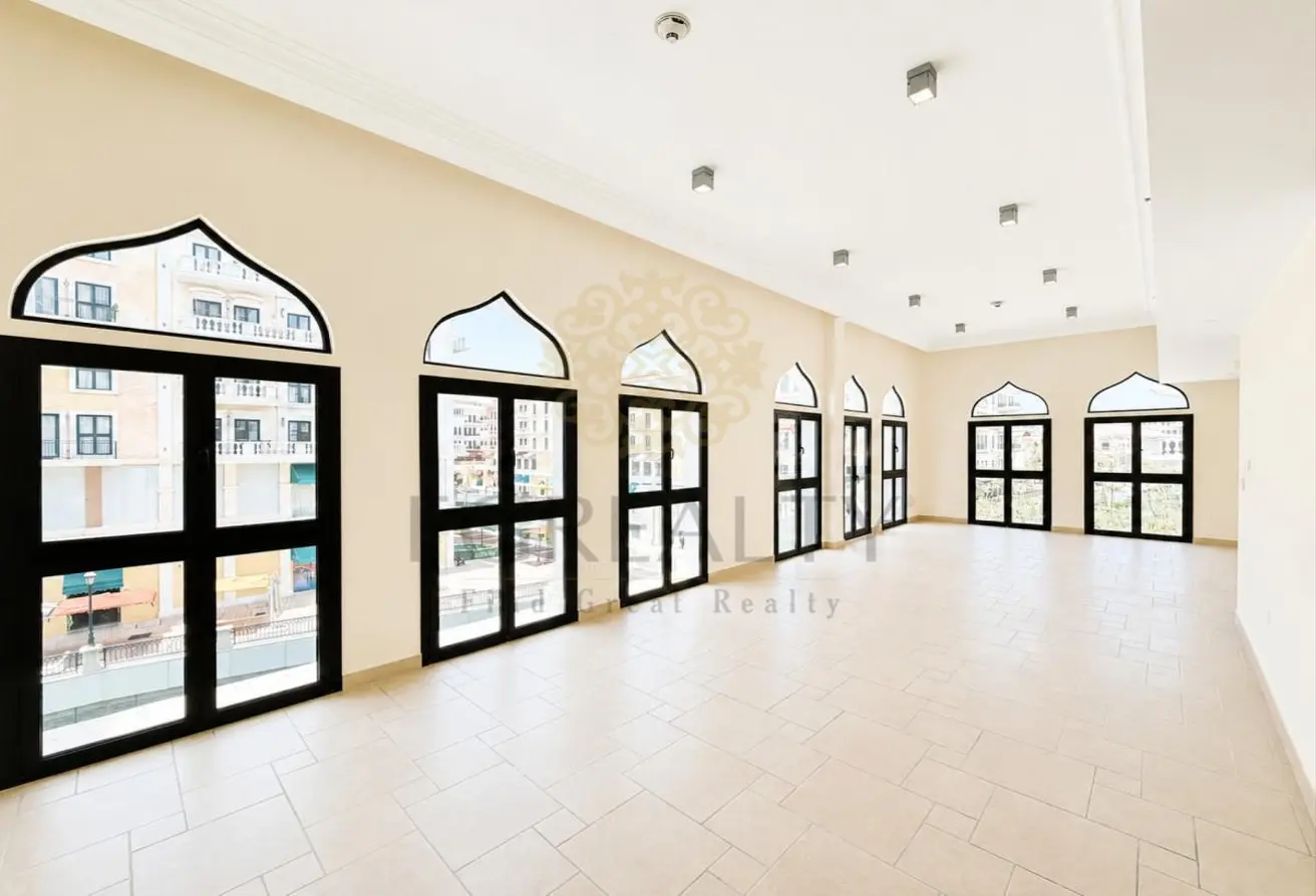 63700893 - Property Main Image