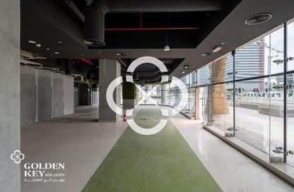 Show Room - Studio for rent in Marina Residences 195 - Marina District - Lusail