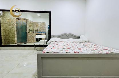 Apartment - Studio - 1 Bathroom for rent in Umm Ghwailina Comm - Umm Ghuwalina - Umm Ghuwailina - Doha
