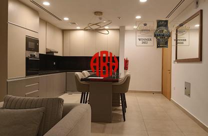 Apartment - 1 Bedroom - 2 Bathrooms for rent in Floresta Gardens - Floresta Gardens - The Pearl Island - Doha Apartment - 1 Bedroom - 2 Bathrooms for rent in Floresta Gardens - Floresta Gardens - The Pearl Island - Doha