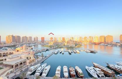 شقة - 2 غرف نوم - 2 حمامات للبيع في طريق بورتو الشرقي - بورتو أرابيا - جزيرة اللؤلؤة - الدوحة