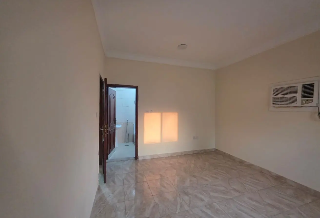 63422168 - Property Main Image