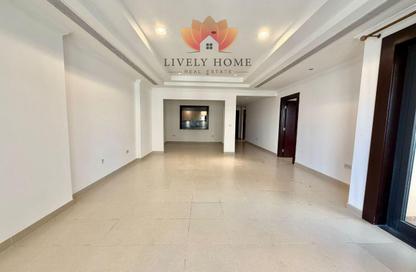 Apartment - 1 - 2 for rent in One Porto Arabia - Porto Arabia - The Pearl Island - Doha Apartment - 1 - 2 for rent in One Porto Arabia - Porto Arabia - The Pearl Island - Doha