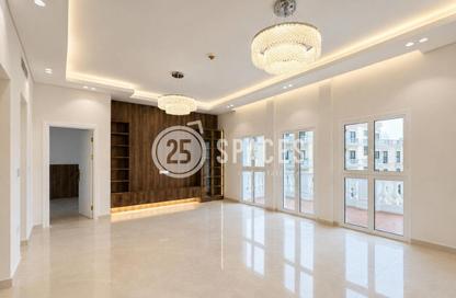 Apartment - 2 Bedrooms - 3 Bathrooms for sale in Mercato - Qanat Quartier - The Pearl Island - Doha