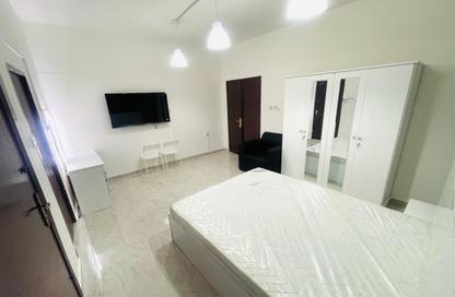 Apartment - Studio - 1 Bathroom for rent in Al Sadd Road - Al Sadd - Doha