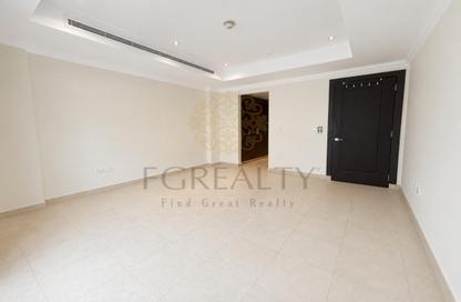 Apartment - 1 - 2 for rent in West Porto Drive - Porto Arabia - The Pearl Island - Doha Apartment - 1 - 2 for rent in West Porto Drive - Porto Arabia - The Pearl Island - Doha