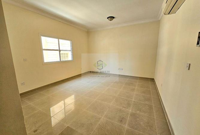57989845 - Property Image 3