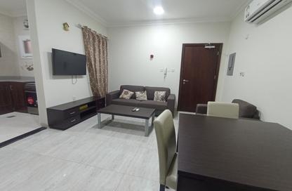 Apartment - 1 - 2 for rent in Umm Ghwailina Comm - Umm Ghuwalina - Umm Ghuwailina - Doha