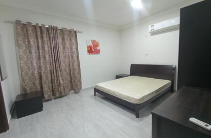 Apartment - 1 - 2 for rent in Umm Ghwailina Comm - Umm Ghuwalina - Umm Ghuwailina - Doha