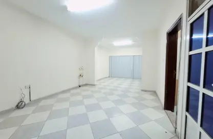 Apartment - 2 Bedrooms - 2 Bathrooms for rent in Musheireb Apartments - Musheireb - Doha