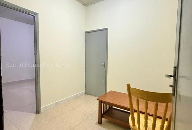 61223639 - Property Image 3