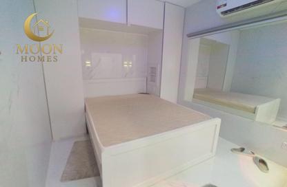 Apartment - Studio - 1 Bathroom for rent in Umm Ghuwailina 4 - Umm Ghuwailina - Doha