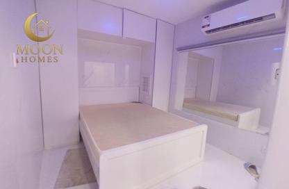 Apartment - Studio - 1 Bathroom for rent in Umm Ghuwailina 4 - Umm Ghuwailina - Doha