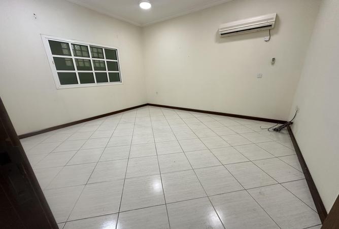 52132225 - Property Main Image