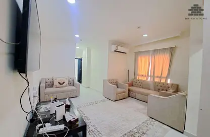 Apartment - 2 Bedrooms - 1 Bathroom for rent in Al Nasr Street - Al Nasr - Doha