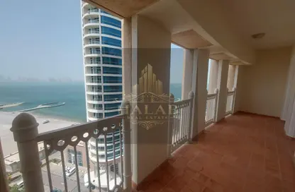 Apartment - 3 Bedrooms - 5 Bathrooms for rent in West Bay Tower - West Bay - West Bay - Doha