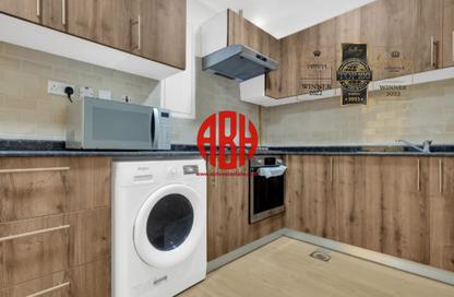 Apartment - 2 Bedrooms - 3 Bathrooms for rent in Lusail Residence - Marina District - Lusail