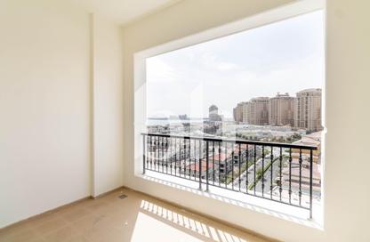 Apartment - 1 Bedroom - 2 Bathrooms for rent in Viva West - Viva Bahriyah - The Pearl Island - Doha