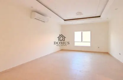 Apartment - 3 Bedrooms - 3 Bathrooms for rent in Al Nasr Street - Al Nasr - Doha
