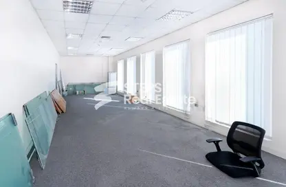 مساحات مكتبية - استوديو - 1 حمام للايجار في الهلال - الهلال - الدوحة