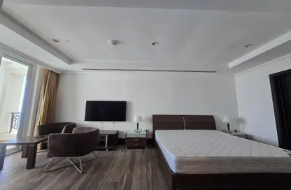 Apartment - Studio - 1 Bathroom for rent in Viva West - Viva Bahriyah - The Pearl Island - Doha
