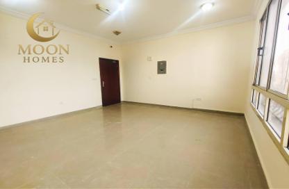 Apartment - 1 Bedroom - 1 Bathroom for rent in Umm Ghuwailina 4 - Umm Ghuwailina - Doha Apartment - 1 Bedroom - 1 Bathroom for rent in Umm Ghuwailina 4 - Umm Ghuwailina - Doha
