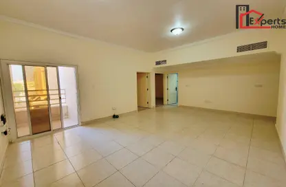 شقة - 2 غرف نوم - 2 حمامات للايجار في فريج كليب - الدوحة