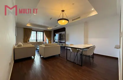 Apartment - 1 Bedroom - 2 Bathrooms for rent in West Porto Drive - Porto Arabia - The Pearl Island - Doha