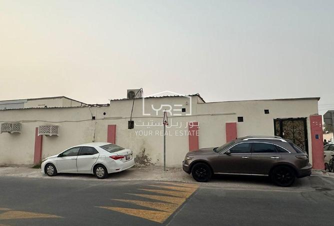 1005352 - Property Image 2